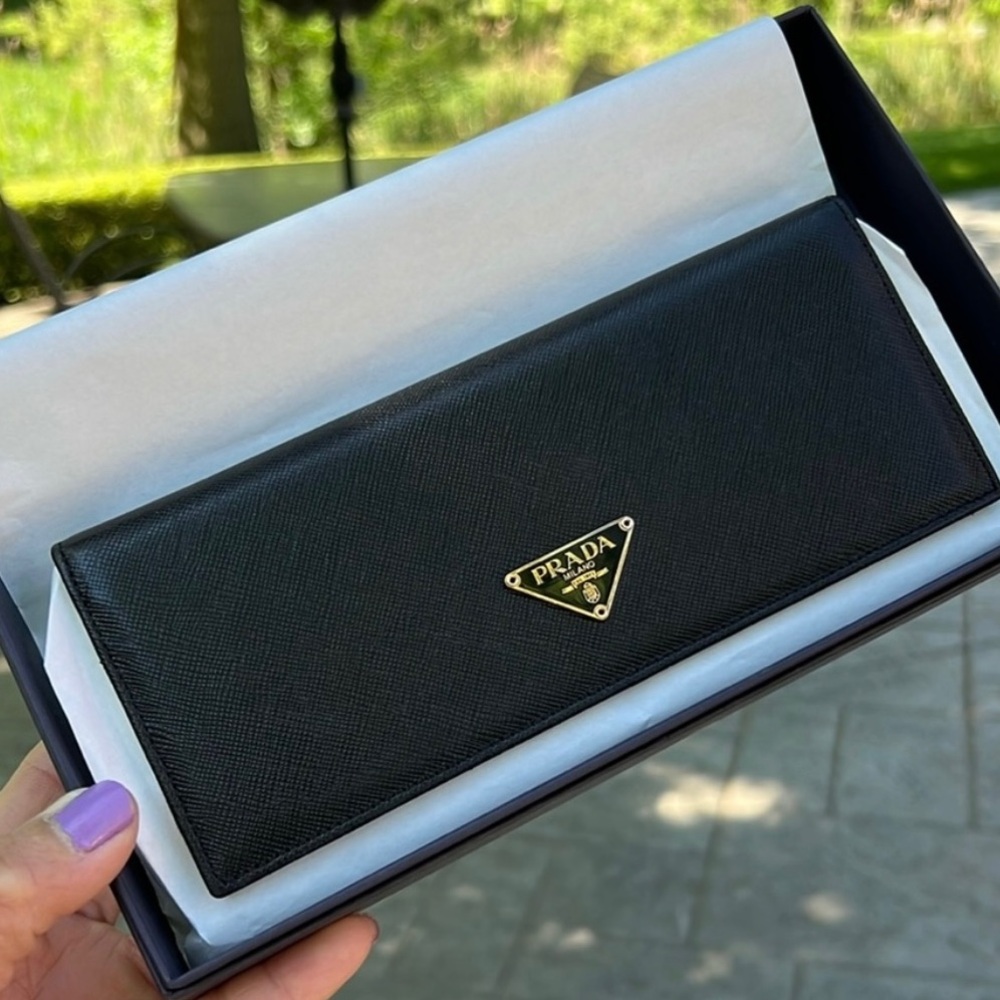 PRADA Saffiano Wallet